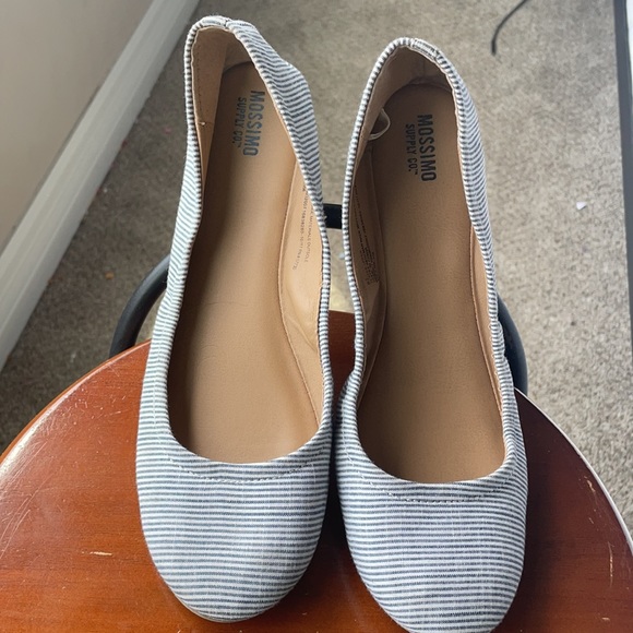 Shut and light grey stripes, a size 8 1/2 - Picture 4 of 6